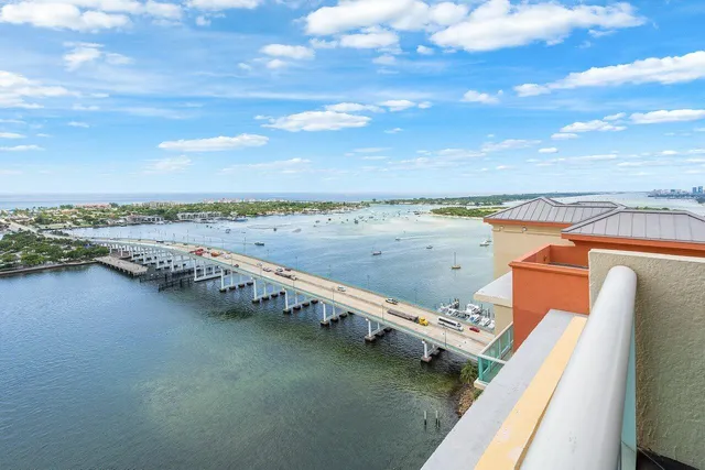 $5,250 | 2640 Lake Shore Drive, Unit 2609, Riviera Beach, FL 33404