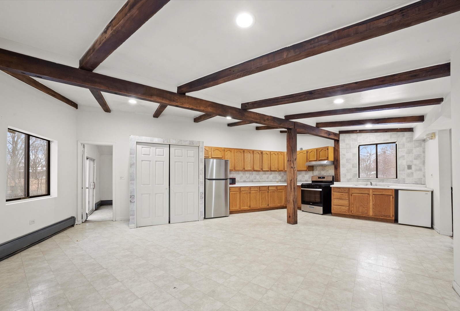 22930 Miller Road Steger, IL 60475 - Photo 8 of 24 Gallery Image 8