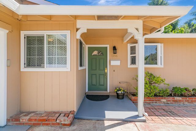 a view of a front door of the house
