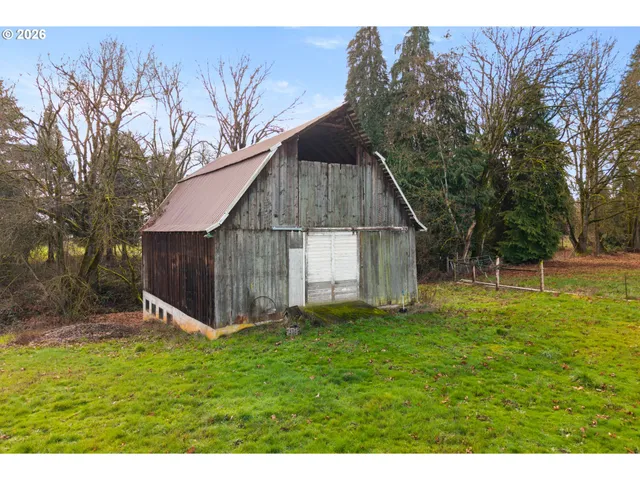 $1,150,000 | 6884 South Hansen Lane, Aurora, OR 97002
