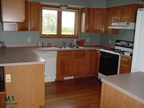 22700 Irwin Road Armada, MI 48005 - Photo 7 of 9 755648-6.JPG