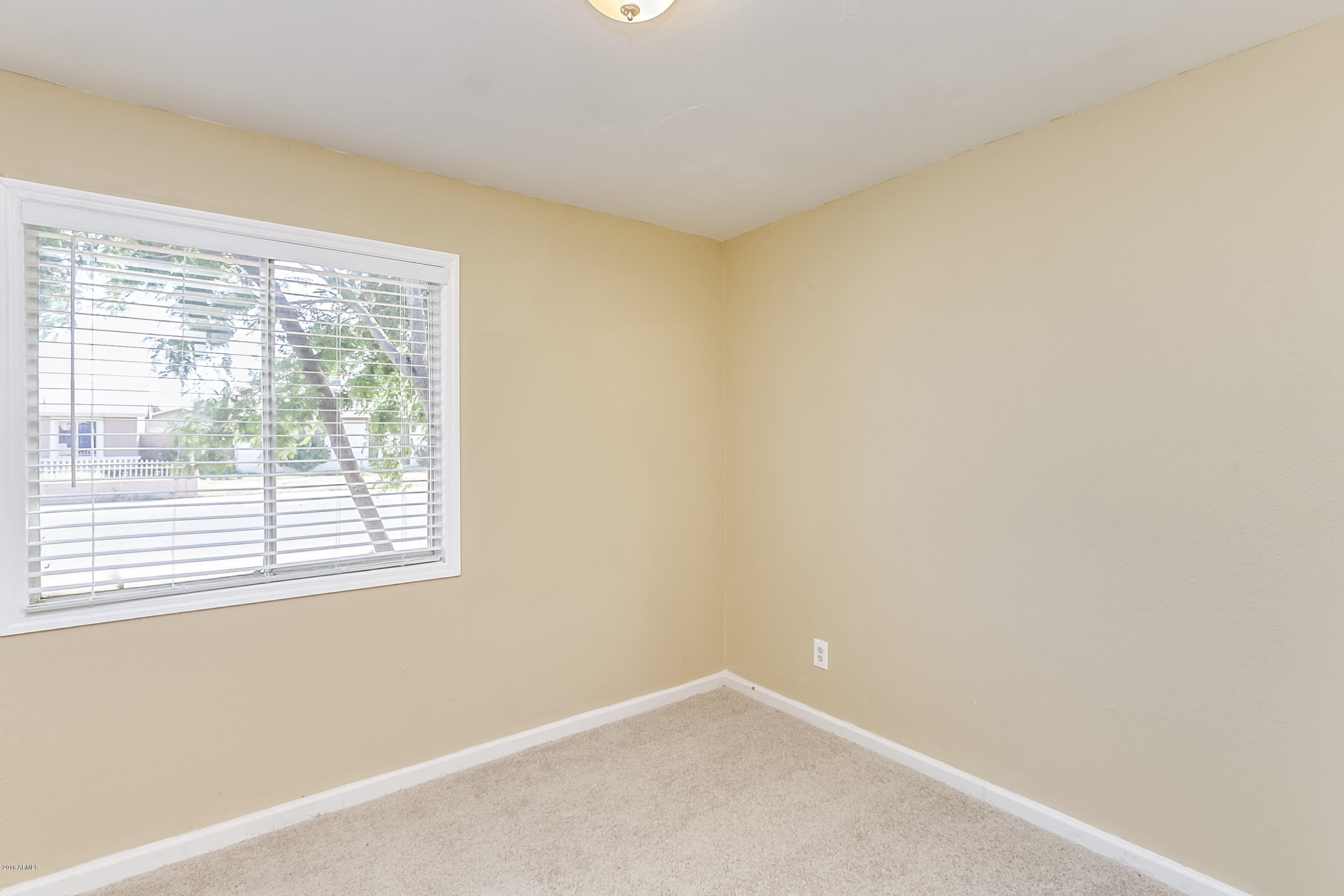 8614 West Piccadilly Road Phoenix, AZ 85037 - Photo 20 of 29 Picadilly - 017