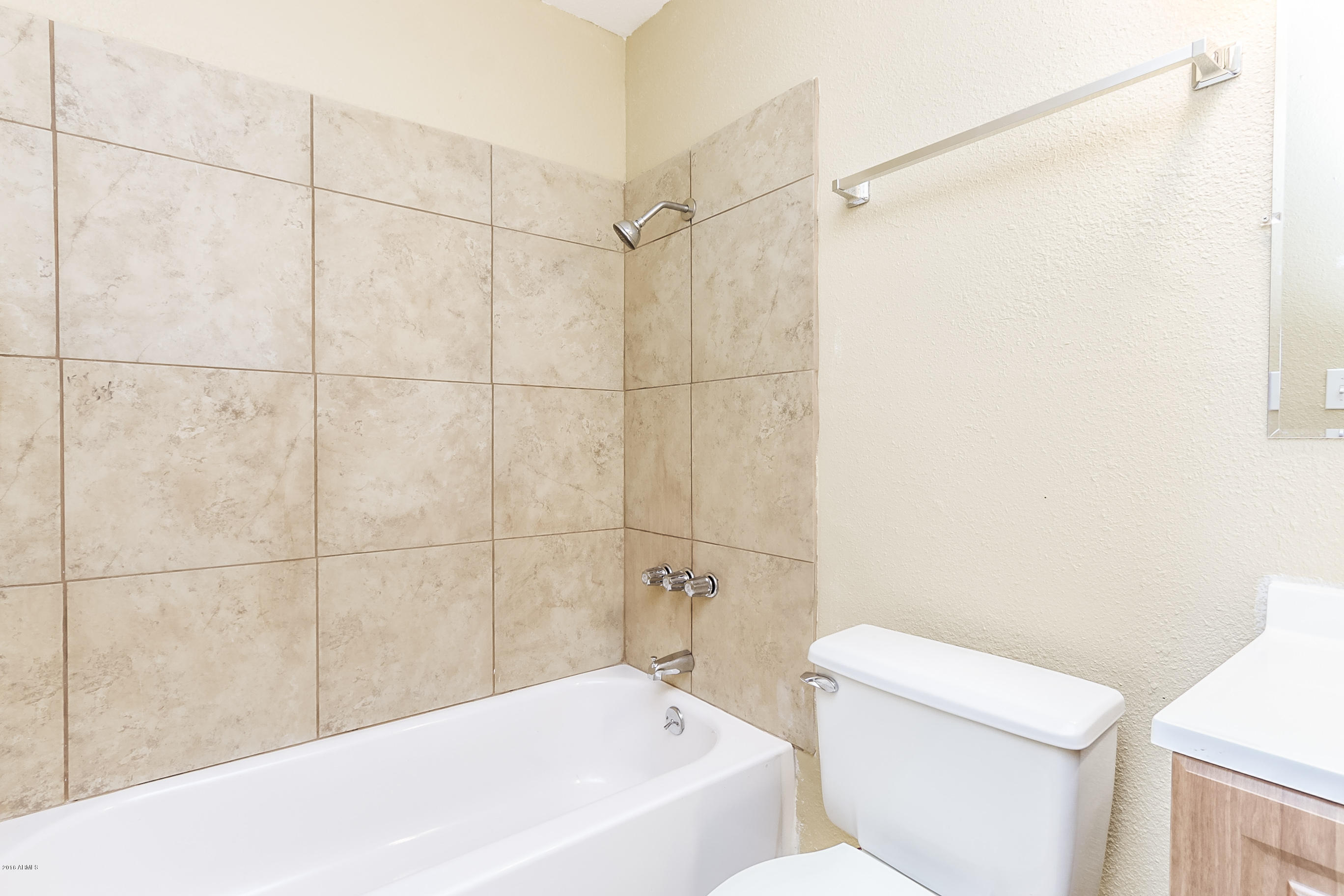 8614 West Piccadilly Road Phoenix, AZ 85037 - Photo 24 of 29 Picadilly - 022