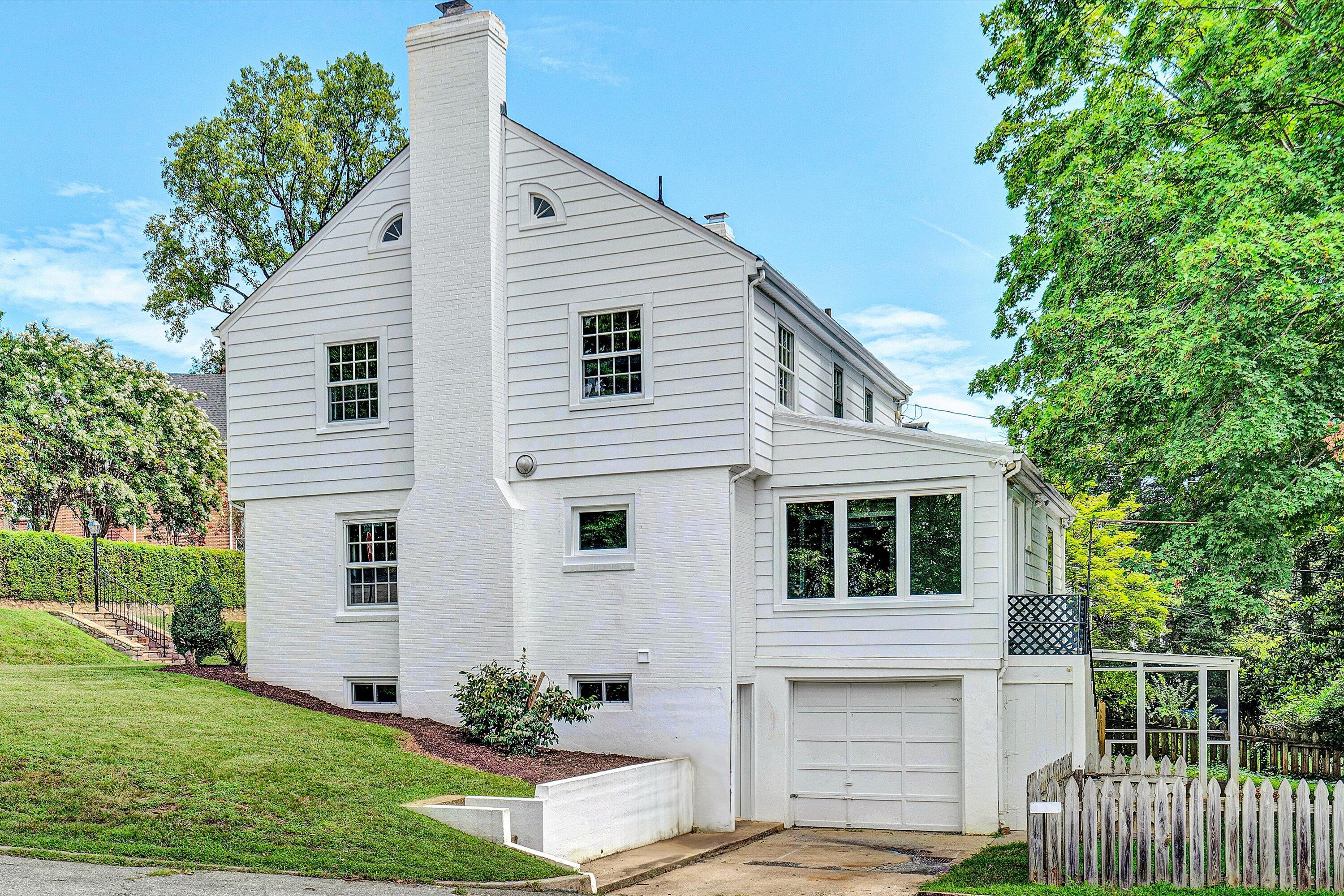 2118 Mt Vernon Road Southwest Roanoke, VA 24015 - Photo 51 of 53 a view of a house with backyard