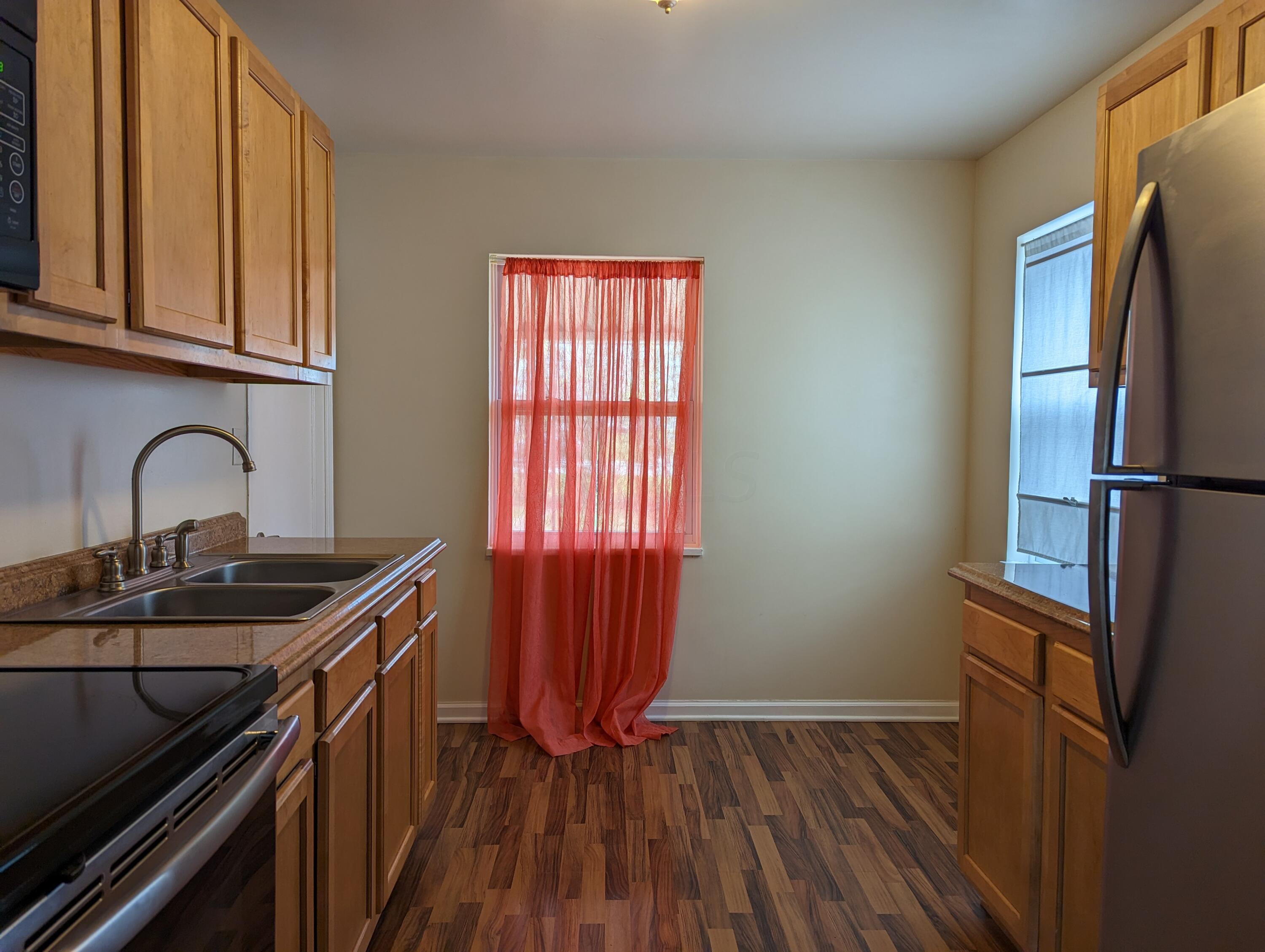 2431 Irwin Avenue Springfield, OH 45505 - Photo 7 of 12 PXL_20230406_172404519