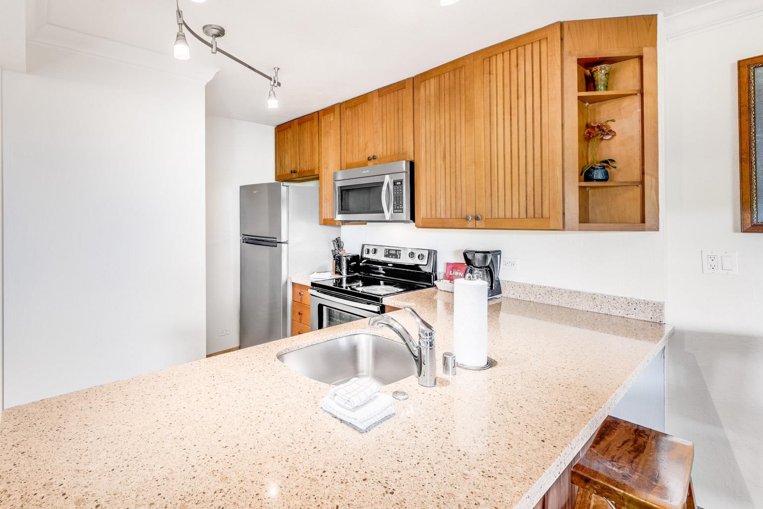 3445 Lower Honoapiilani Road, Unit 322 Lahaina, HI 96761 - Photo 10 of 48