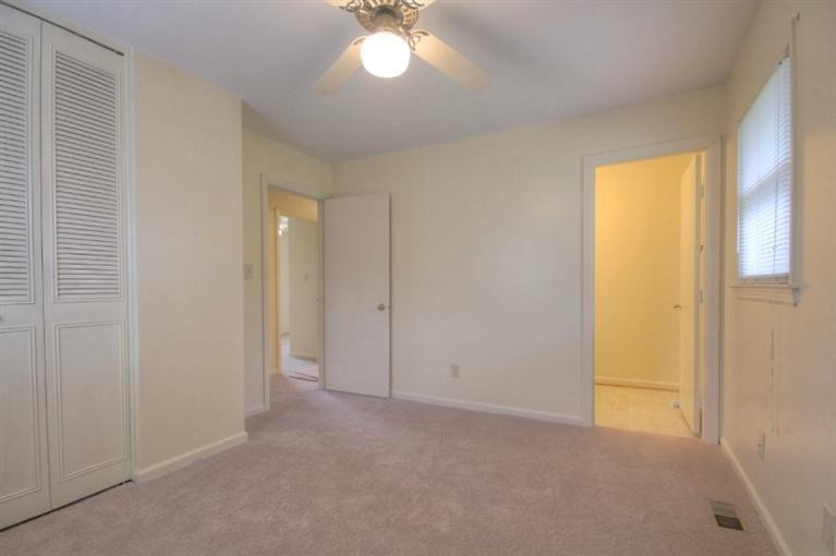 1827 Raleigh Road Lexington, KY 40505 - Photo 15 of 23 Photo 15