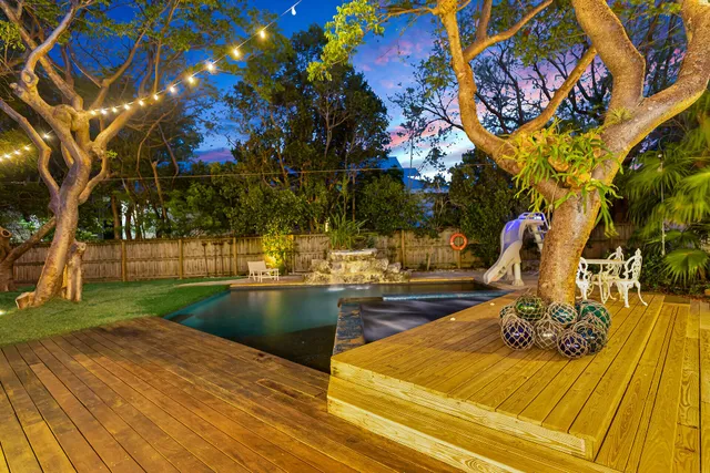 a view of an ocean beach