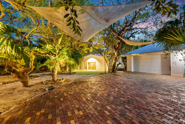 $1,479,000 | 145 Plantation Boulevard, Islamorada, FL 33036