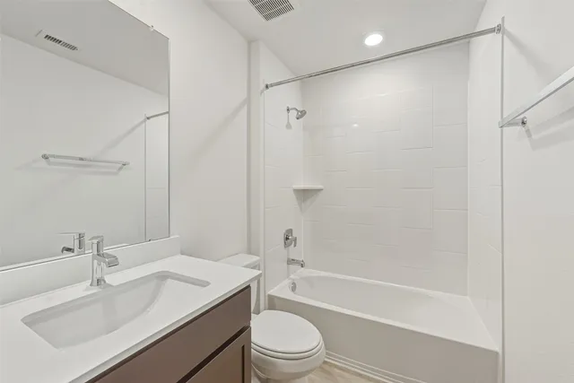 $2,500 | 4322 Camden Lakes Street, Fulshear, TX 77494