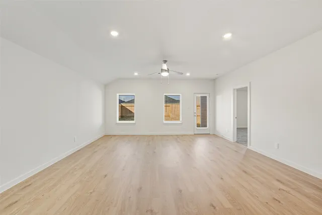 $2,500 | 4322 Camden Lakes Street, Fulshear, TX 77494