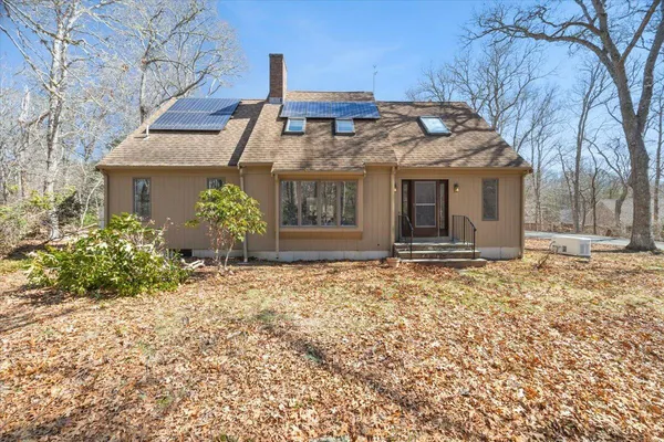 $1,125,000 | 69 Two Ponds Road, Falmouth, MA 02540