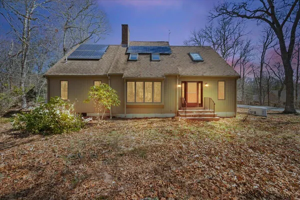 $1,125,000 | 69 Two Ponds Road, Falmouth, MA 02540
