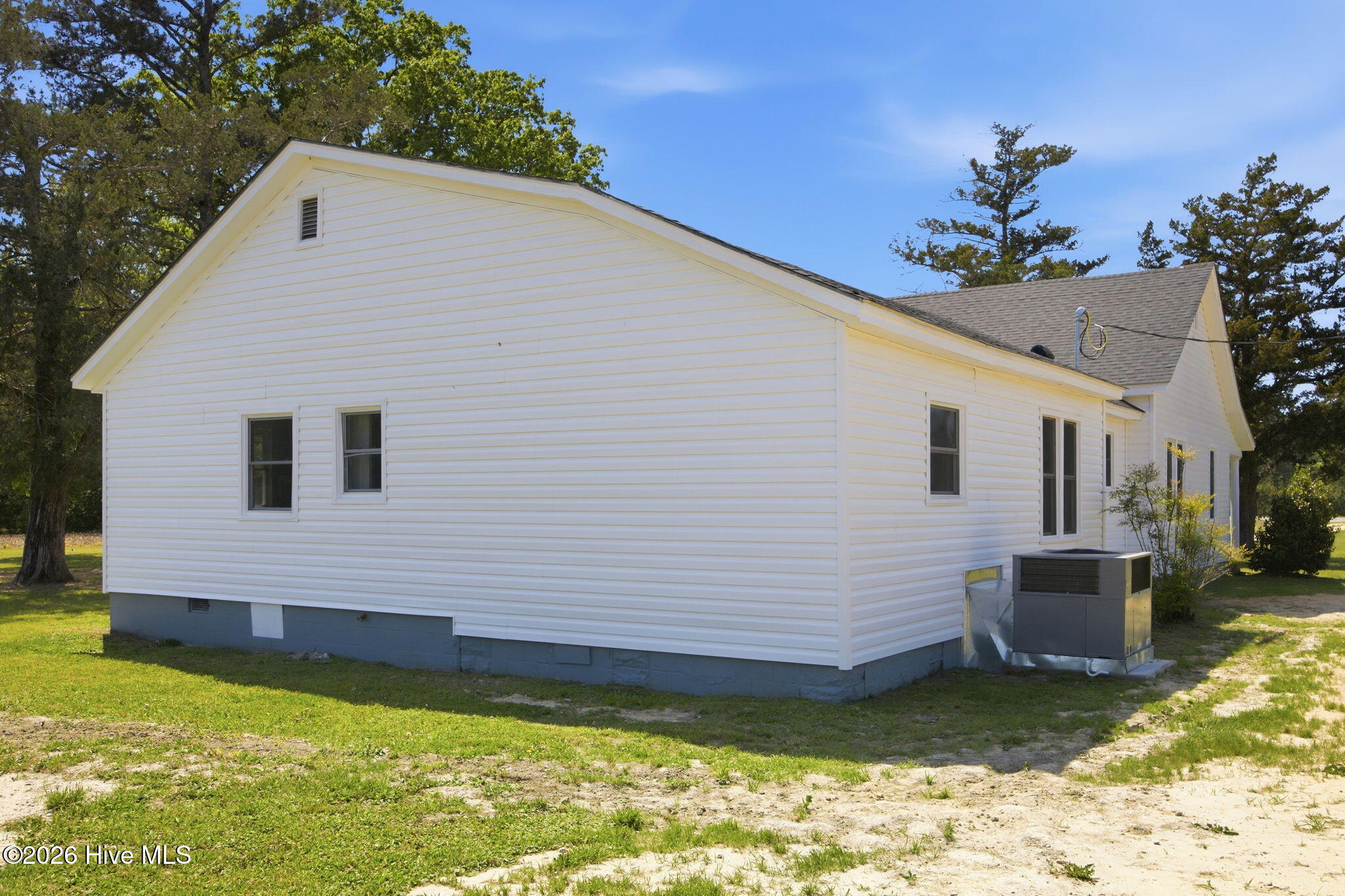 124 Republican Road Windsor, NC 27983 - Photo 46 of 47 left and back view