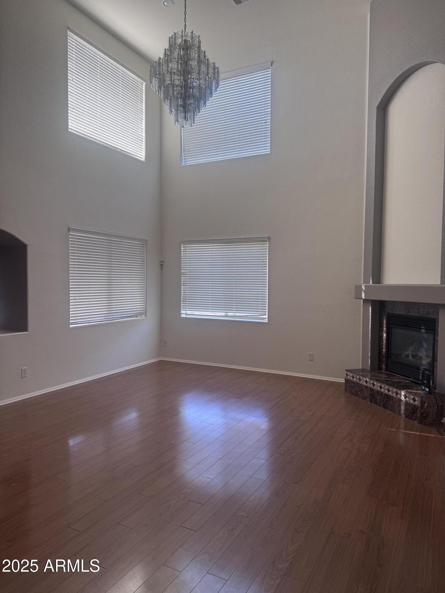 2234 West Peak View Road Phoenix, AZ 85085 - Photo 6 of 40 IMG_9223