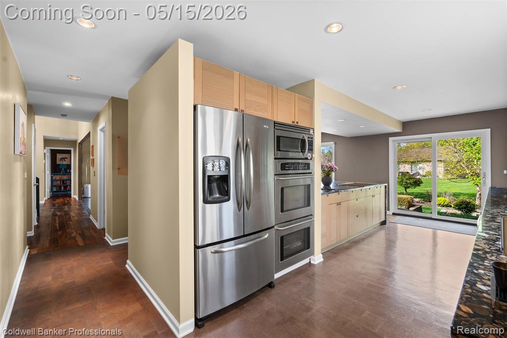 24295 Roma Ridge Drive Novi, MI 48374 - Photo 18 of 49 Gallery Image 18