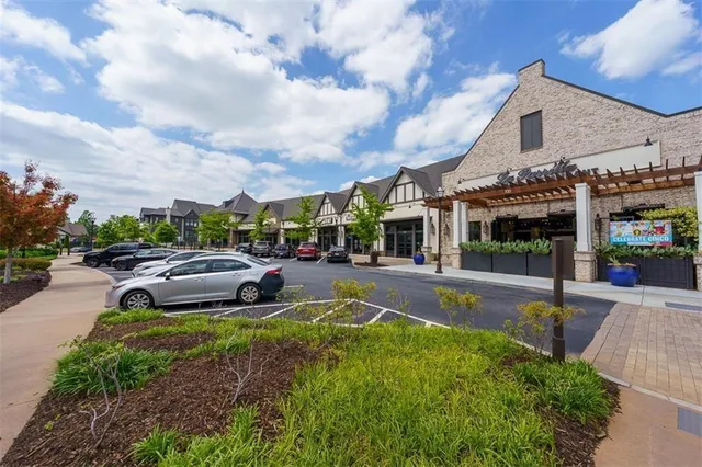 $4,350 | 6655 Sterling Drive, Sandy Springs, GA 30328