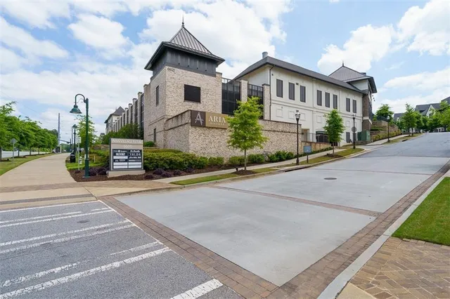 $4,350 | 6655 Sterling Drive, Sandy Springs, GA 30328