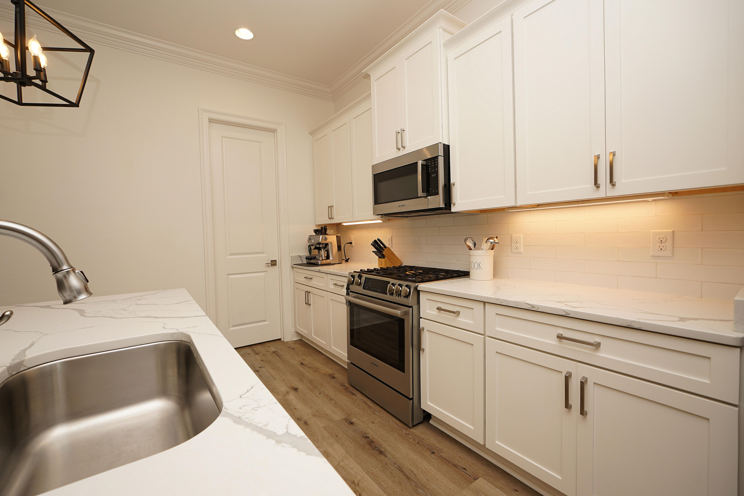 1144 Deer Moss Loop Niceville, FL 32578 - Photo 12 of 55 1144DeerMossKitchen5