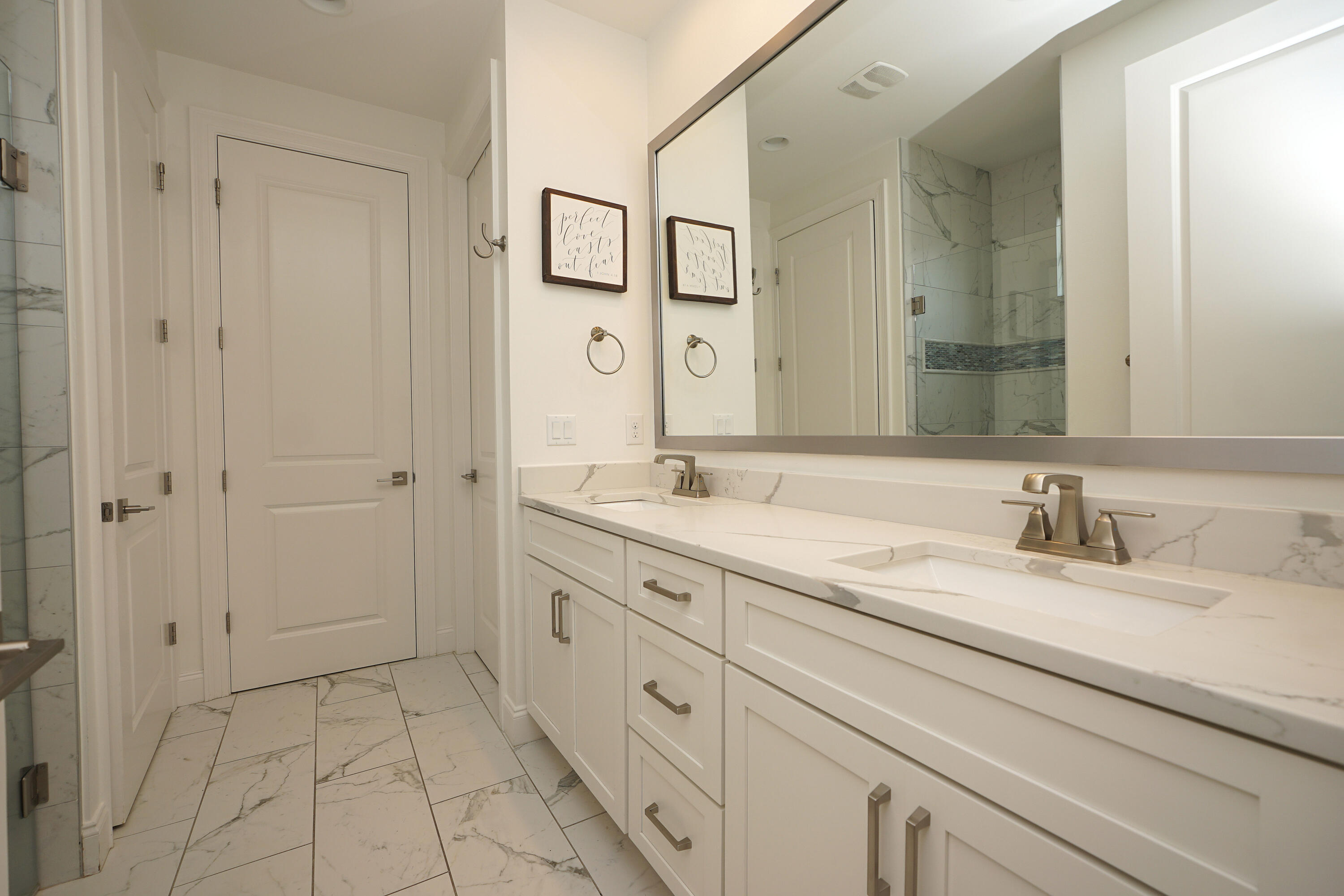 1144 Deer Moss Loop Niceville, FL 32578 - Photo 26 of 55 1144DeerMossNMaster11Bthr