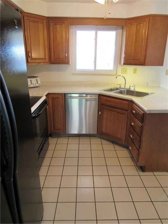 1807 Cowling Road Scottdale, PA 15683 - Photo 2 of 25 Gallery Image 2