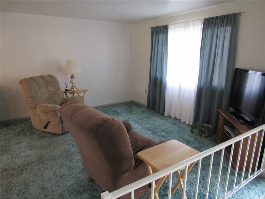 1807 Cowling Road Scottdale, PA 15683 - Photo 9 of 25 Gallery Image 9