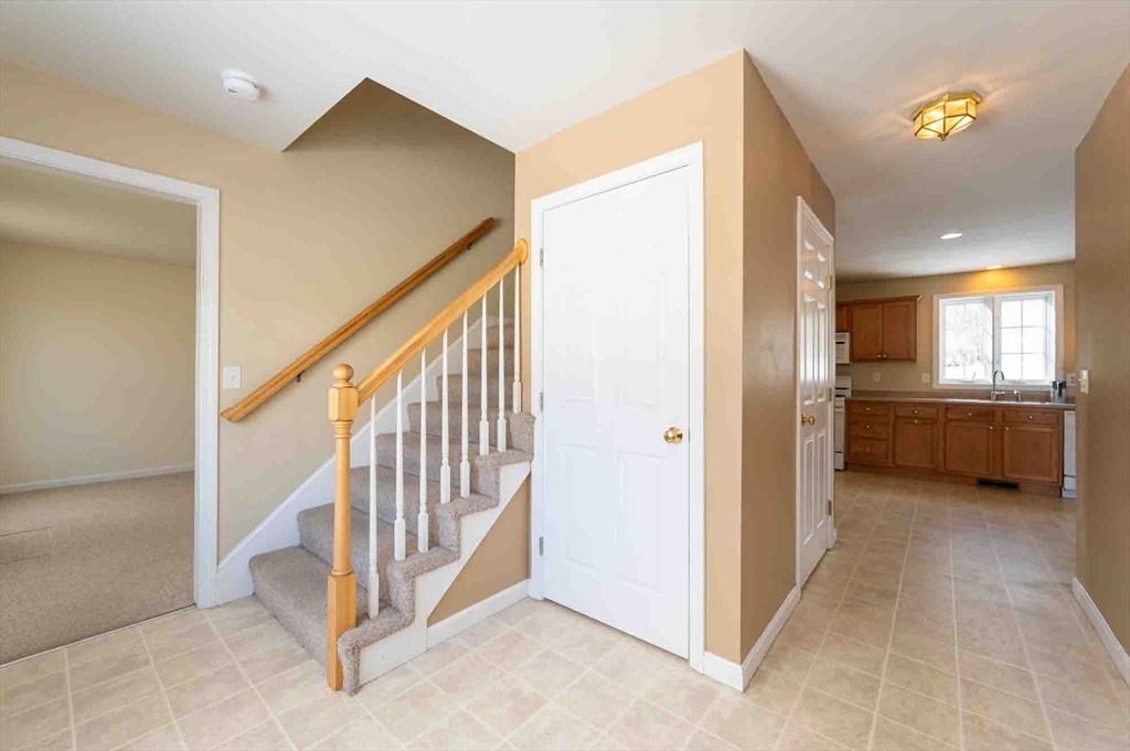 37 Summer Hill Road Dracut, MA 01826 - Photo 16 of 42