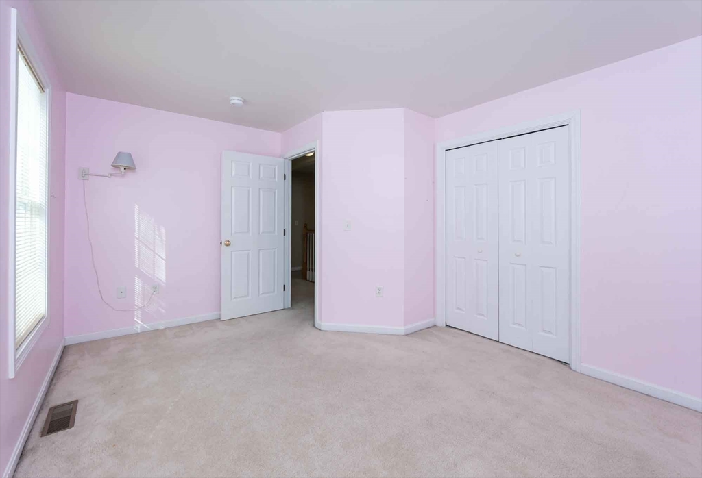 37 Summer Hill Road Dracut, MA 01826 - Photo 24 of 42