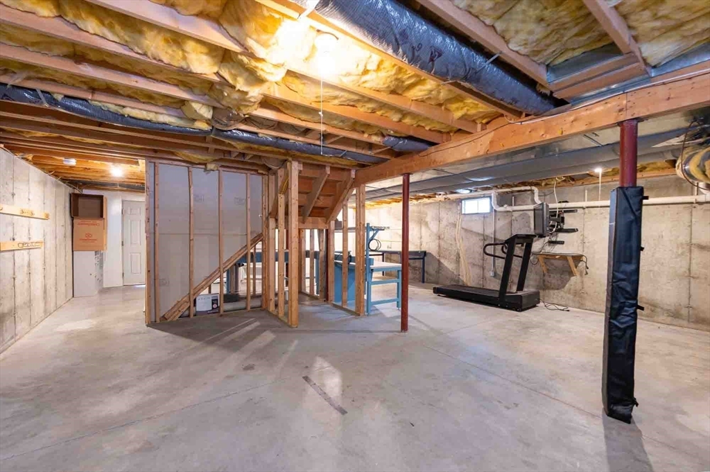 37 Summer Hill Road Dracut, MA 01826 - Photo 29 of 42