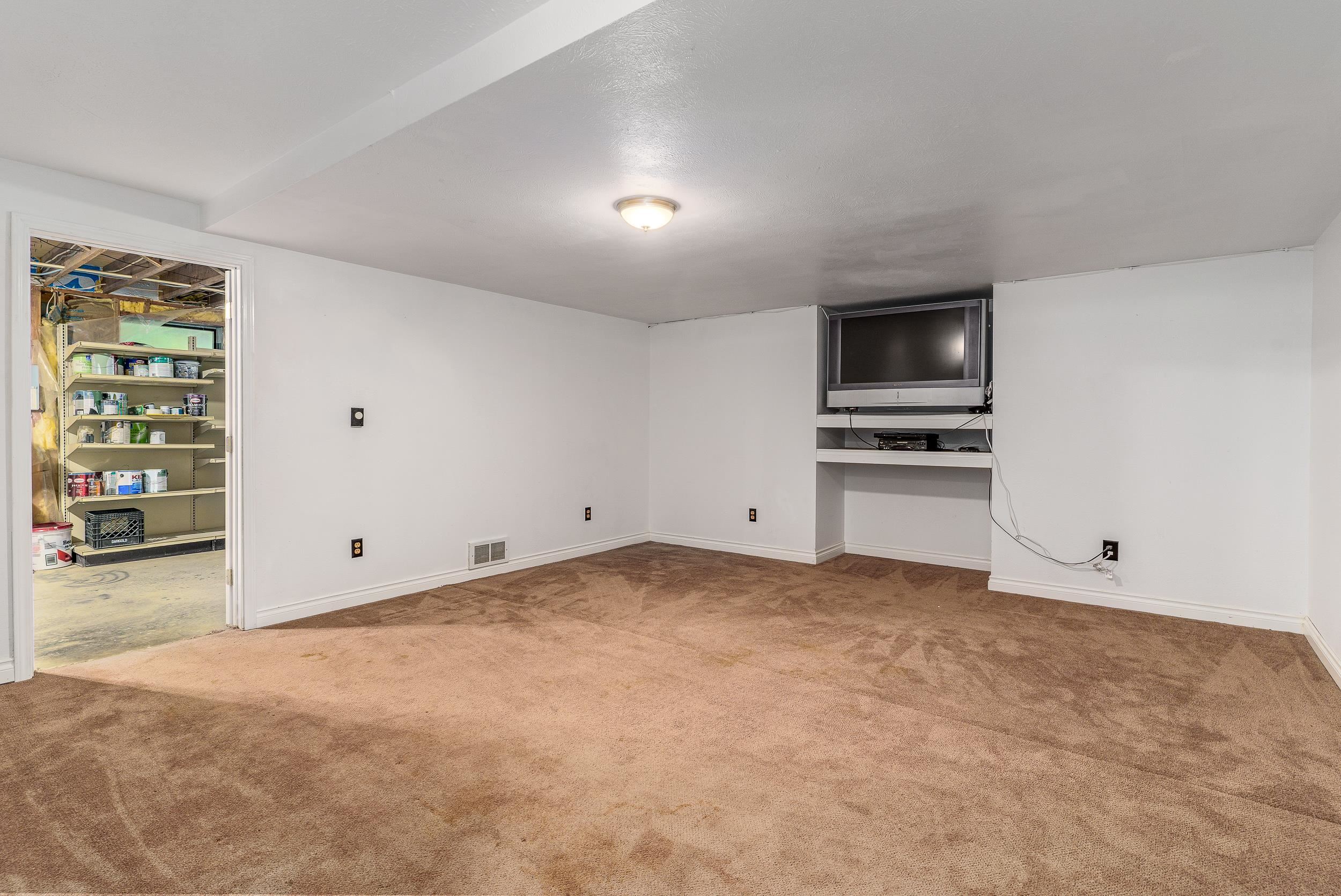9303 East Lindgren Road Spokane, WA 99217 - Photo 19 of 49