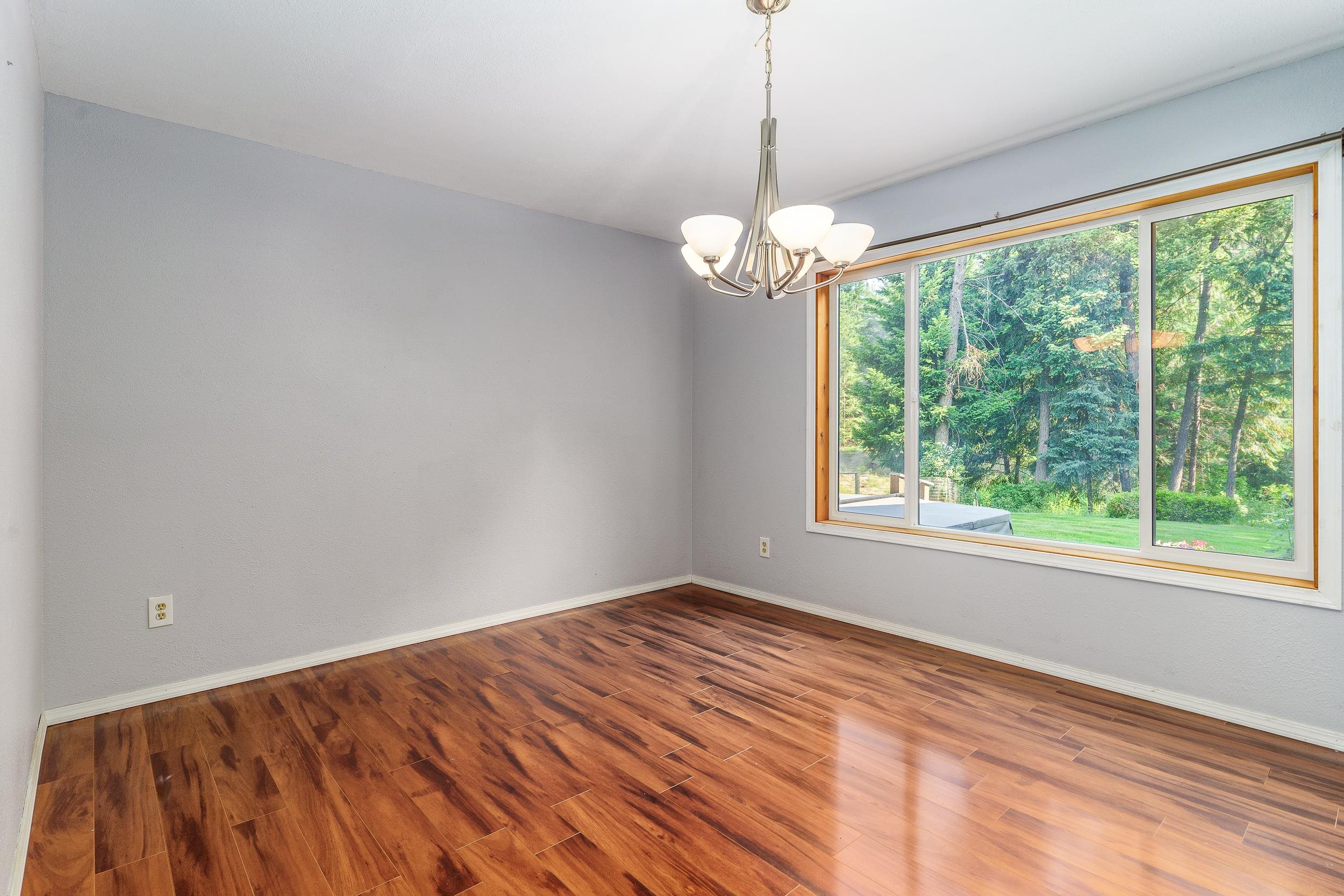 9303 East Lindgren Road Spokane, WA 99217 - Photo 9 of 49