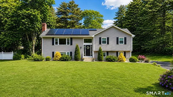 $550,000 | 115 Craigemore Circle, Avon, CT 06001