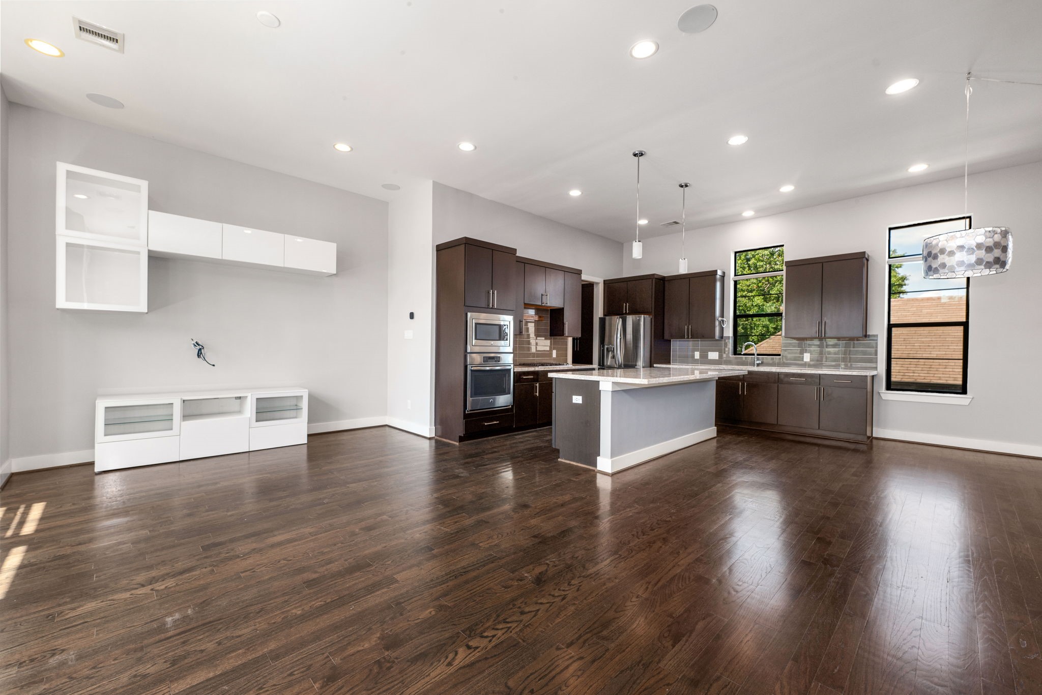 1705 Weber Street Houston, TX 77007 - Photo 7 of 25