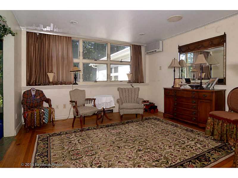 2753 Main Road Tiverton, RI 02878 - Photo 13 of 25 Living Room.