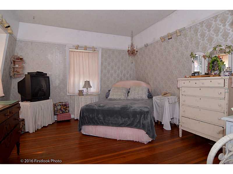 2753 Main Road Tiverton, RI 02878 - Photo 9 of 25 Bedroom.