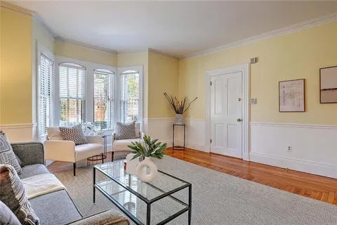 $4,500 | 135 Williams Street, Unit 1, Providence, RI 02906