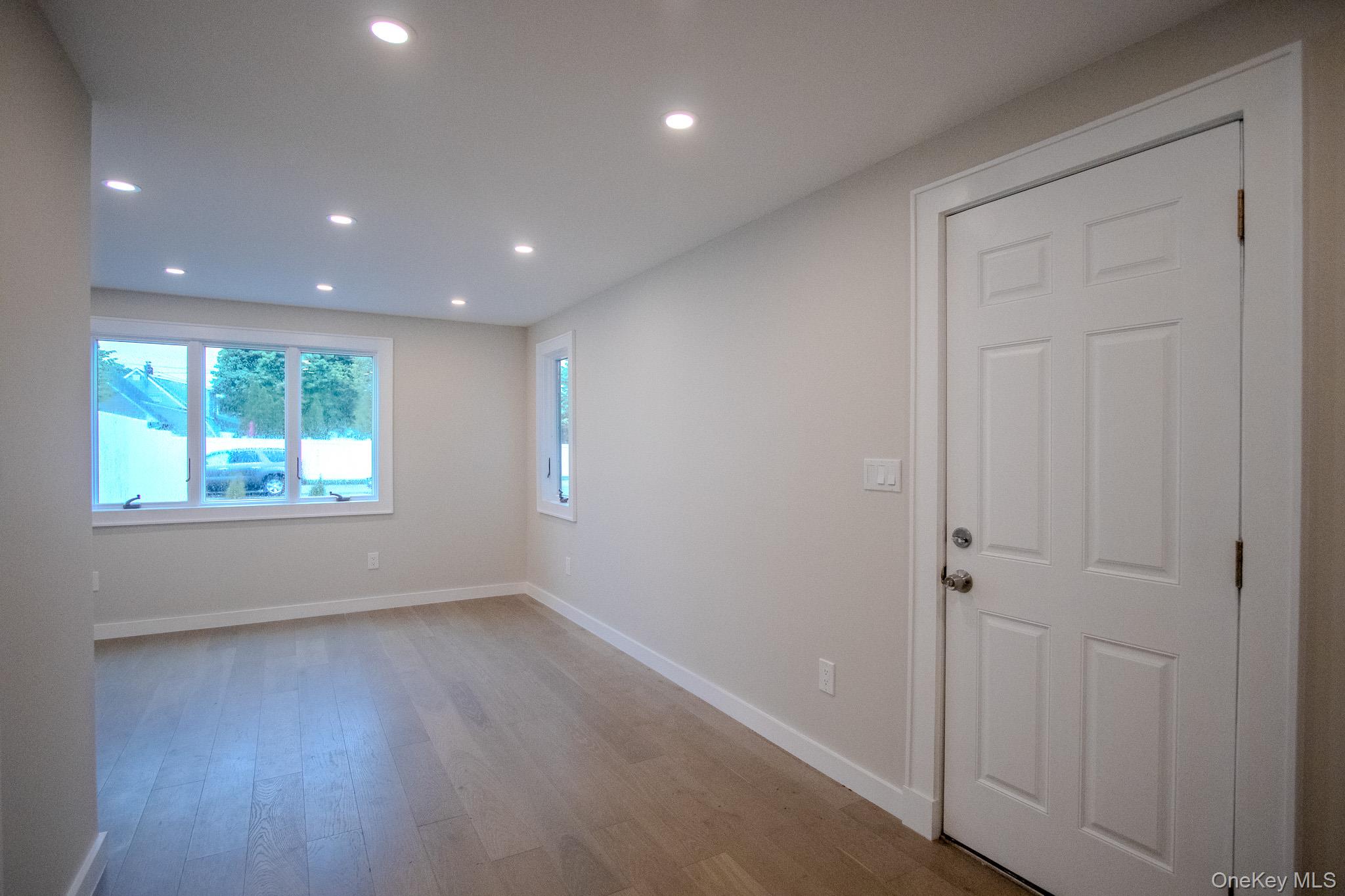 48 Ripple Lane Levittown, NY 11756 - Photo 15 of 23