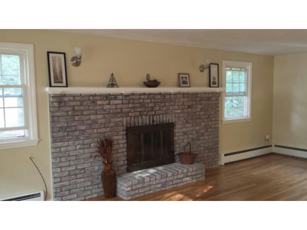 52 Back River Road Bedford, NH 03110 - Photo 7 of 10 Gallery Image 7