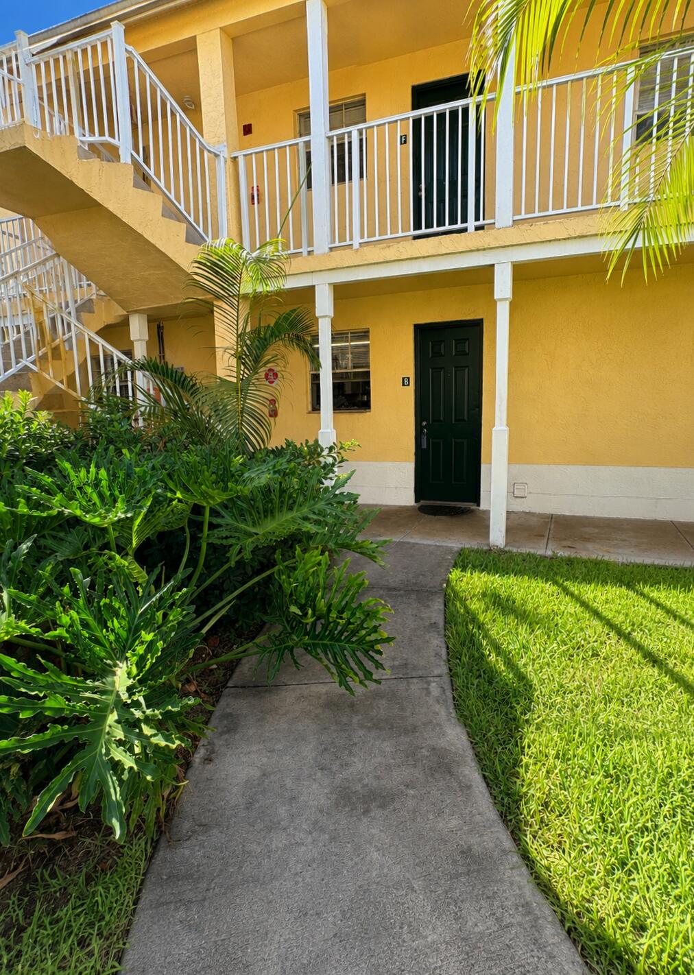 6323 La Costa Drive, Unit B Boca Raton, FL 33433 - Photo 1 of 17 entry