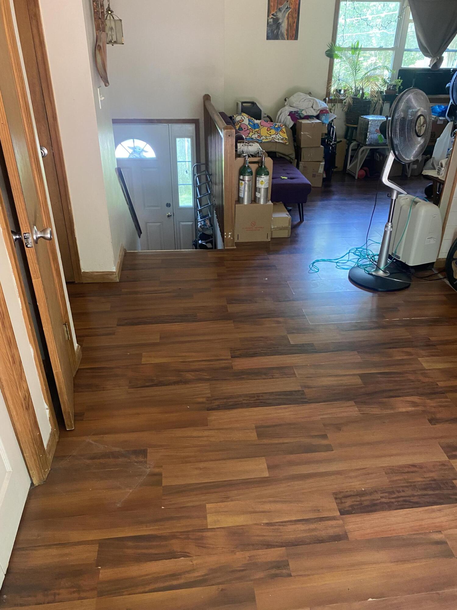 139 Davis Circle Bushkill, PA 18324 - Photo 14 of 23 dining room