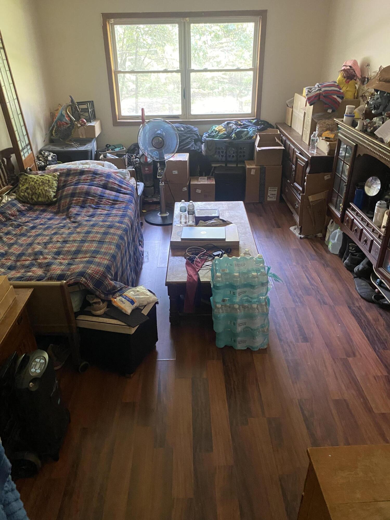 139 Davis Circle Bushkill, PA 18324 - Photo 8 of 23 master bedroom