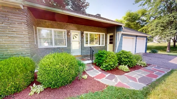 $339,000 | 3342 Highway 94, Hamburg, NJ 07419