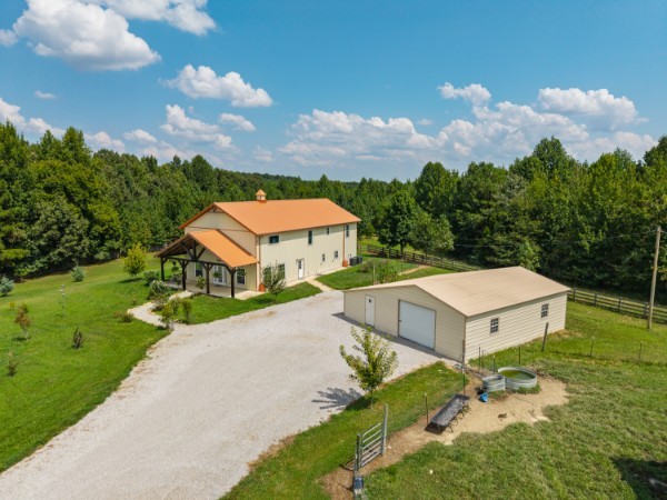 1241 Johnson Branch Road Pulaski, TN 38478 - Photo 2 of 67 Gallery Image 2