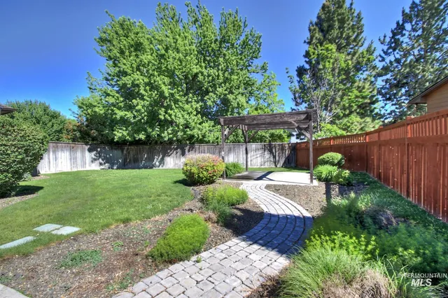 $589,000 | 2659 East Humboldt Lane, Boise, ID 83706