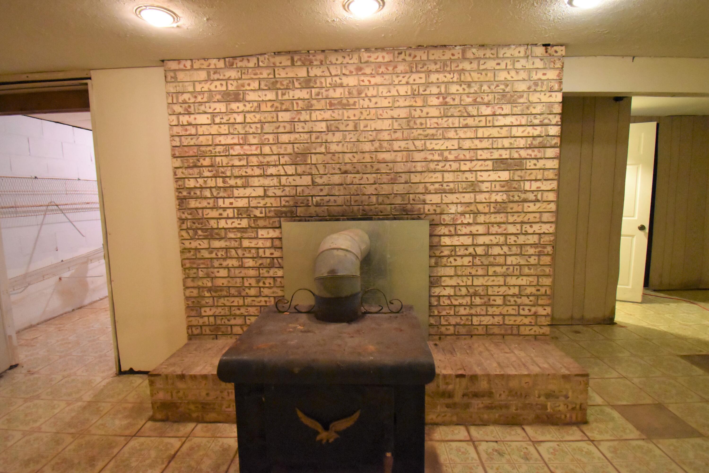 428 Coover Road Delaware, OH 43015 - Photo 32 of 41 Basement woodburner