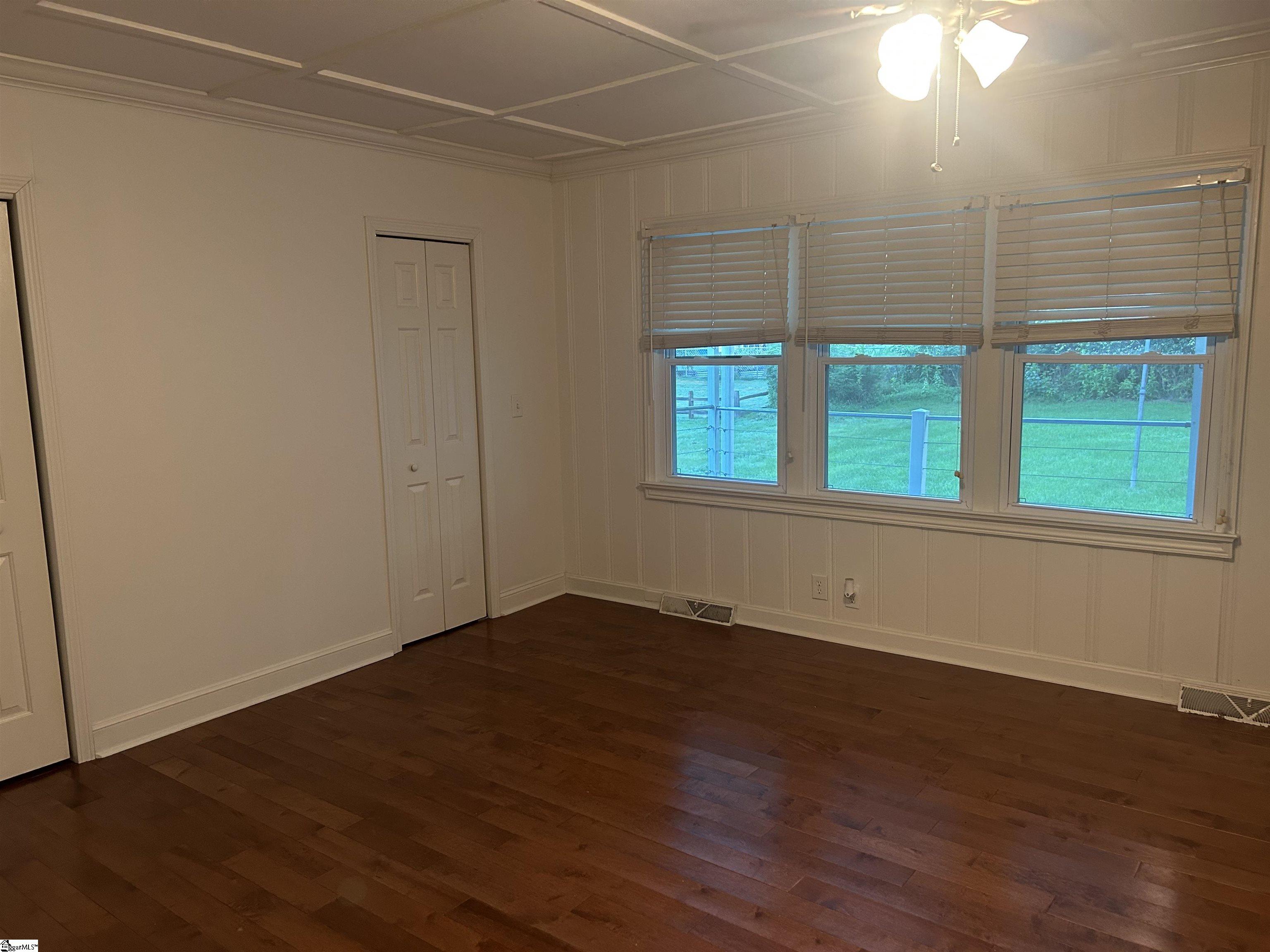 204 Elm Street Clinton, SC 29325 - Photo 16 of 36