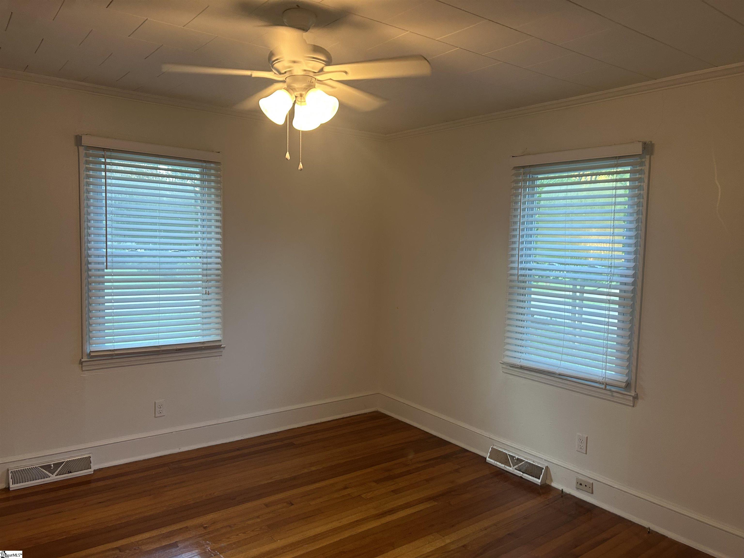 204 Elm Street Clinton, SC 29325 - Photo 25 of 36