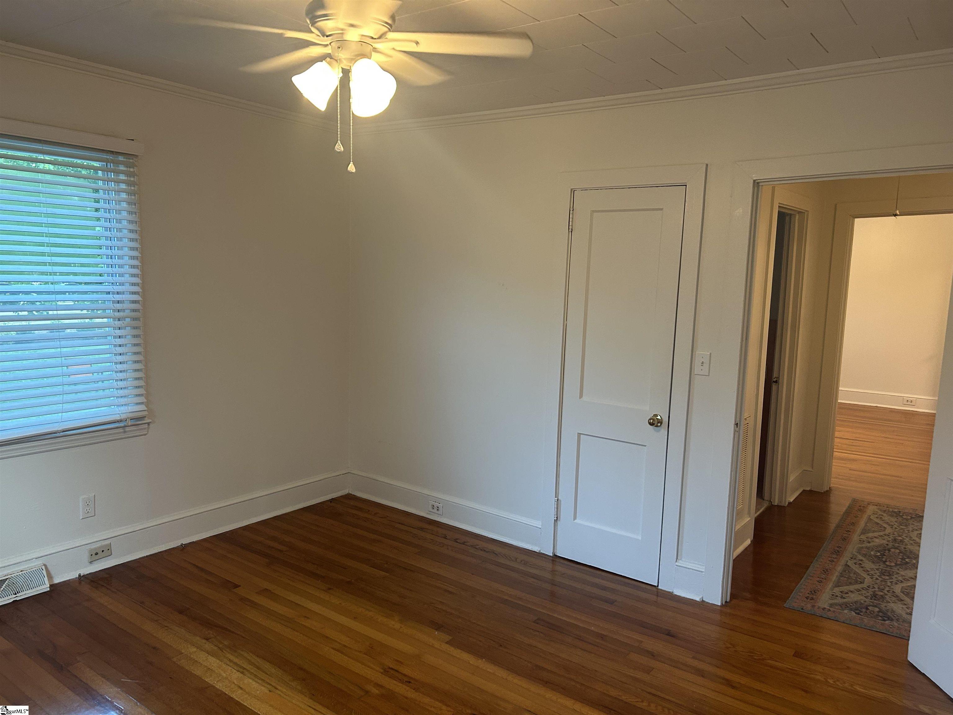 204 Elm Street Clinton, SC 29325 - Photo 26 of 36