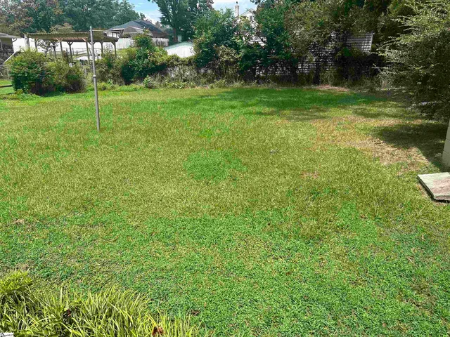 $225,000 | 204 Elm Street, Clinton, SC 29325