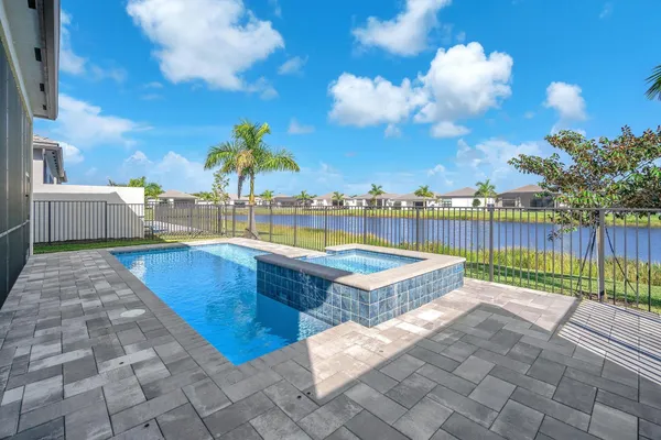 $9,500 | 10990 Violet Mdw Street, Boynton Beach, FL 33473